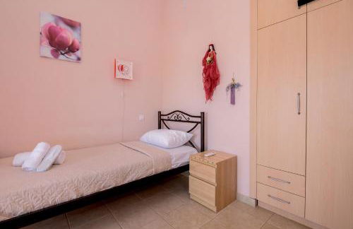 Thea Dikella - Foto 37