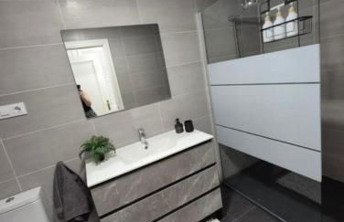 La Cala gorgeous 2 bedroom apartment with stunning gardens, pools and sea views - Photo 76