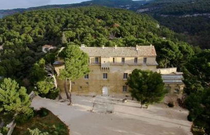 LA PERLE DE PROVENCE-Magnifique Vue CLIM LINGE Golf Saumane 6P Piscine Tennis - Foto 29