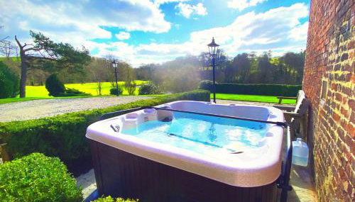 Bettws Hall Accommodation - Photo 2