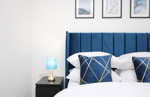 New Cardiff Bloc Exclusive Apartments By Prime Stays - Shops and Parking - Great for Groups and Families - Foto 13