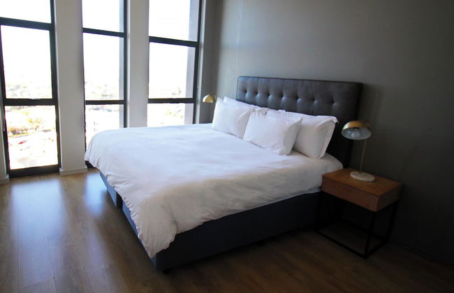 Sandton Smart Apartment Sixteen - Photo 9