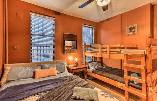 1850s historic Row House 7min train to NYC with private backyard - Foto 12