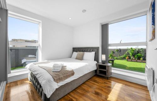 Penthouse Skyline – 2BR, Massive Terrace Retreat - Foto 11