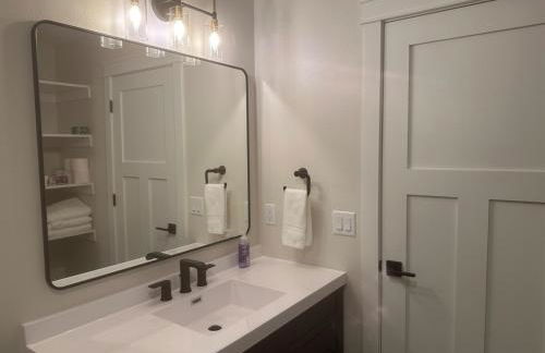 Luxurious Brand New Entire 3br and 2bath - Foto 19