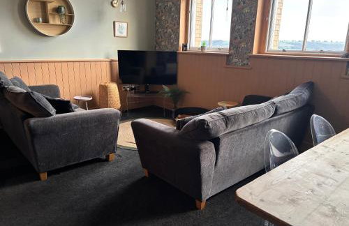 Central Plymouth Sea View Penthouse Apartment with Secure Parking - Foto 2