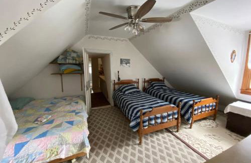 Lakeview Farmhouse with Beach Access - Foto 2