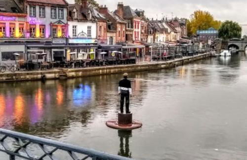 Appartement neuf entièrement équipé proche centre - Foto 22