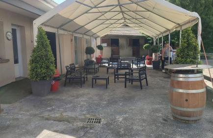 Unique, Chambre 2,centre équestre & snacks - Foto 16