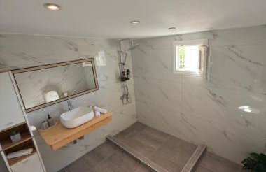 Above the Sea - Sparto - Foto 11