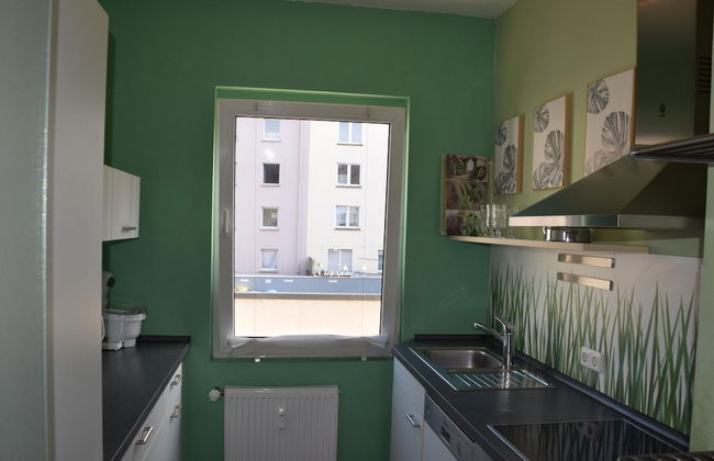 Cosy Apartment in Oberhausen With Balcony - Photo 7