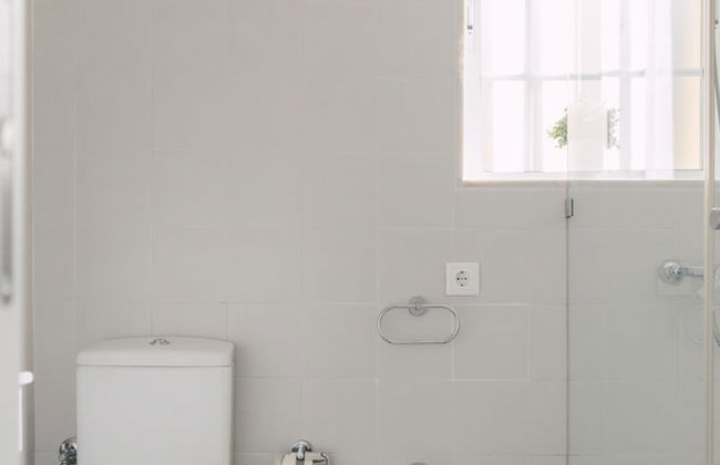 Oporto Yellow Villas - Photo 38