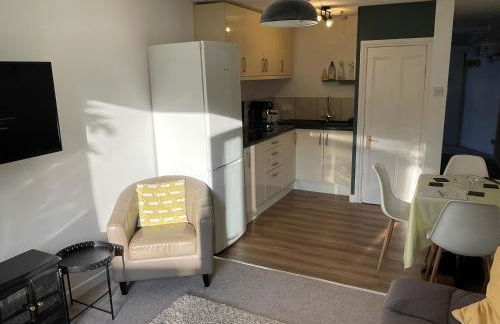 Cosy, Cute Annnex - Photo 1