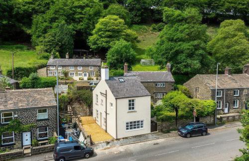 Modern 5B House - Ideal for Contractors & Families - Photo 1