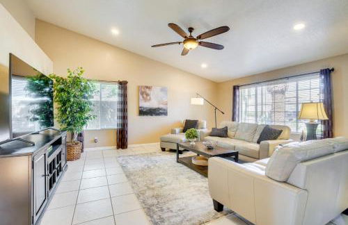 Lakefront Home with Outdoor Oasis in Glendale! - Foto 12