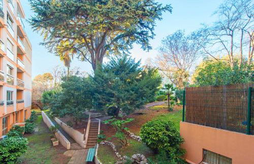 Appartement rénové - Terrasse - Parking - BM - Foto 7