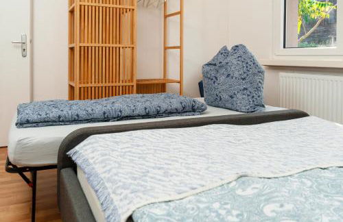 Grüne Idylle nahe Hauptbahnhof & Hufeisensee mit Parkplatz & Terrasse - Foto 9