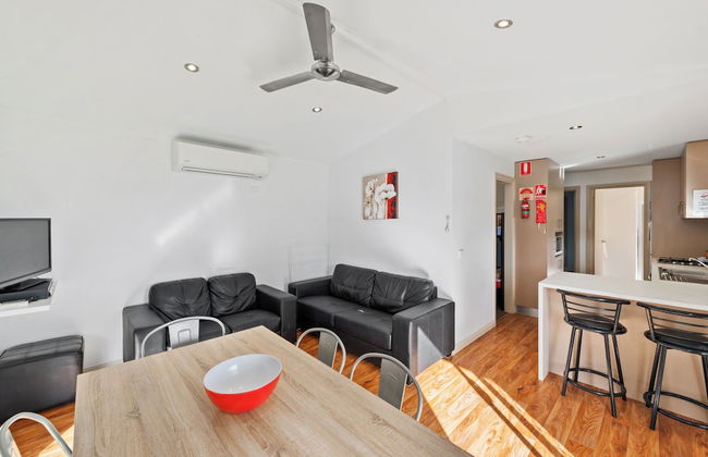 Lake Hume Holiday Park - Photo 32