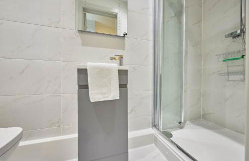 Host & Stay - Robin's Nest - Photo 29