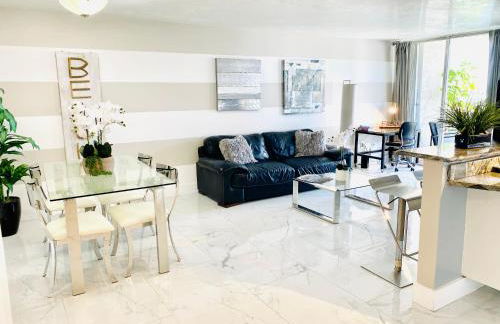 OCEAN BAY VIEWS 2Bdr 2Bath BEACH CONDO PARKING - Photo 8