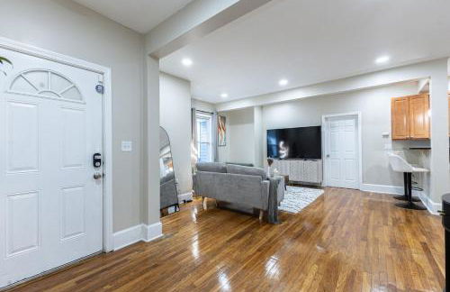 Cozy, Spacious Home Near Downtown Boston - Foto 18