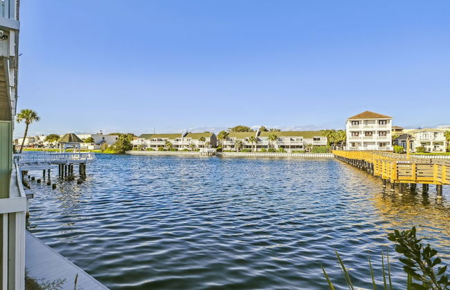 Southbay 55 is 2 Bedroom on the lake with short walk to beach by RedAwning - Foto 32