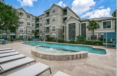 Resort Style Apt/Home in Houston Medical Centre - Foto 31