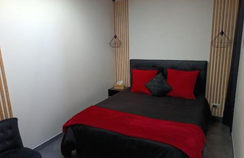 Évasion romantique avec jacuzzi intérieur - Foto 9