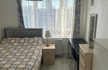 Cosy 2-Bedroom Flat in Finsbury Park, Modern, Convenient & Close to Central London! - Foto 9