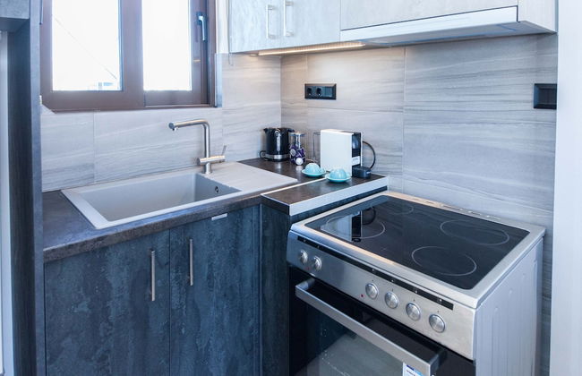 Marousi Modern Green Oasis with Balcony - Foto 7