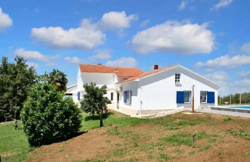 Family villa in Buje with pool and sea view - Foto 24