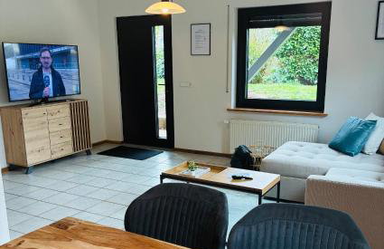 Modernes Apartment "Rebennah" Küche, Top Anbindung für Urlaub & Beruf - Photo 3