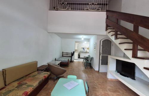 Casa 30mt da praia. Wi-Fi e 3 vagas. Cond fechado - Foto 6