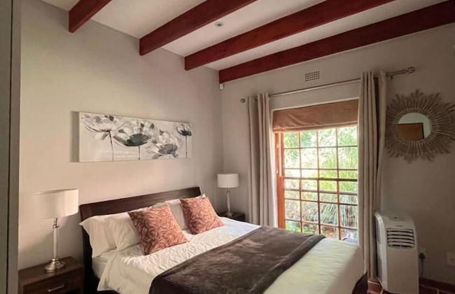 Cozy Camps Bay House With Mountain and sea View - Foto 3