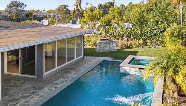 Luxury Oasis w/ Pool + Hot Tub, Fire Pit, Pool Table Flight Ave by Avantstay - Foto 5, Interior