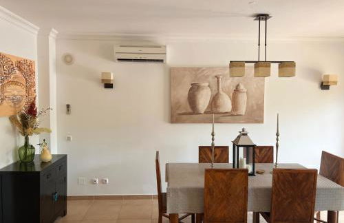 Gated Family Villa with Private Pool and Garden - Foto 29