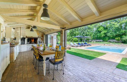 Villa Lipa for 8 persons near Pula with 41 m2 heated pool, beautiful garden, sauna & kids playground - Foto 29