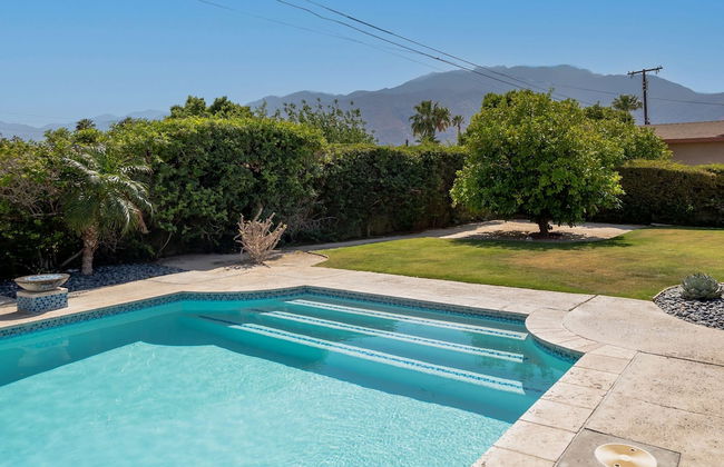 Relax at the 3BR Tranquil Oasis in Palm Springs - Foto 69