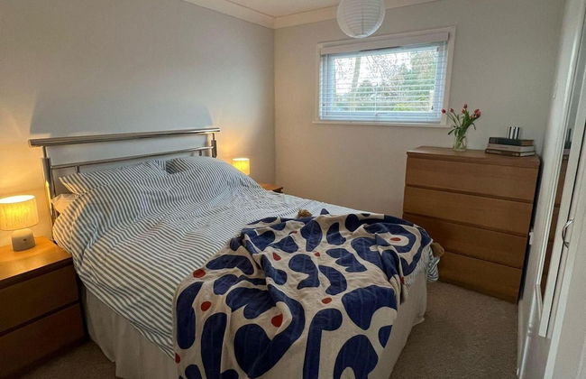 Beach Chalet - 2 Bedrooms - 4 Guests - Parking - Foto 5