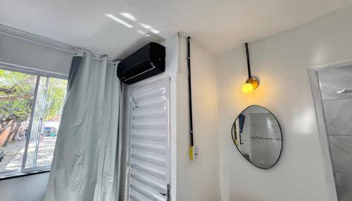 Ap próximo ao Arco com garagem e ar - Foto 4