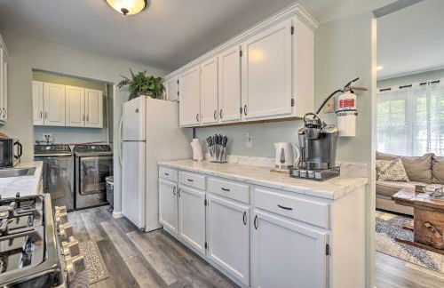 Bayville Getaway with Fire Pit - 2 Mi to Beach! - Foto 7