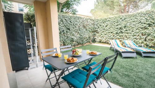 Parking Sécurisé -Climatisé-Piscine-Terrasse-AM - Foto 2, Garden, sunbed