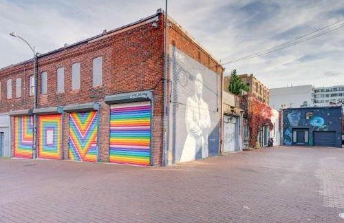 HEART of OLD TOWN Historic 2 BR Walk to KING ST - Foto 54