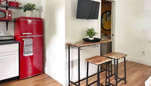 L Studio Traverse close to downtown and Beach - Photo 5