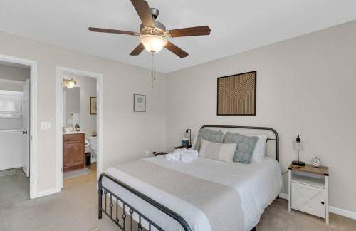 Charming & Cozy & Spacious, Historic Columbia, Prime Location, Mins to USC, TVs, Parking, Fireplace, WiFi - Foto 16