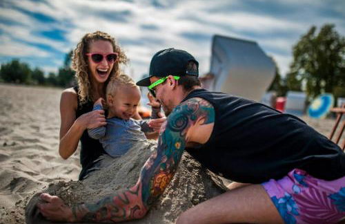 traumHaff Küstenchalets - einzigartige Chalets an der Ostsee. Ganz aus Lärchenholz mit Kamin und Sauna - Foto 39
