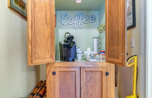 Nags Head Apt with Patio - half Mile Walk to Beach! - Foto 9