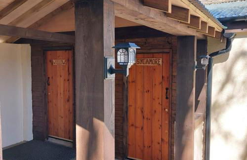 1 Bed Lodge-Sleeps 4-Pet Friendly-Free Parking - Photo 11