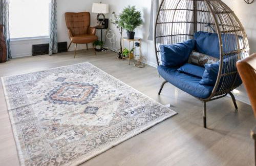 Euclid Near Lake Erie Cleveland king bed - Foto 42