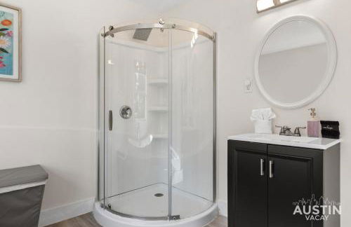 Pet Friendly 3BR 3BA Hill Country Home w Private Pool and Grill by Austin Vacay - Foto 66